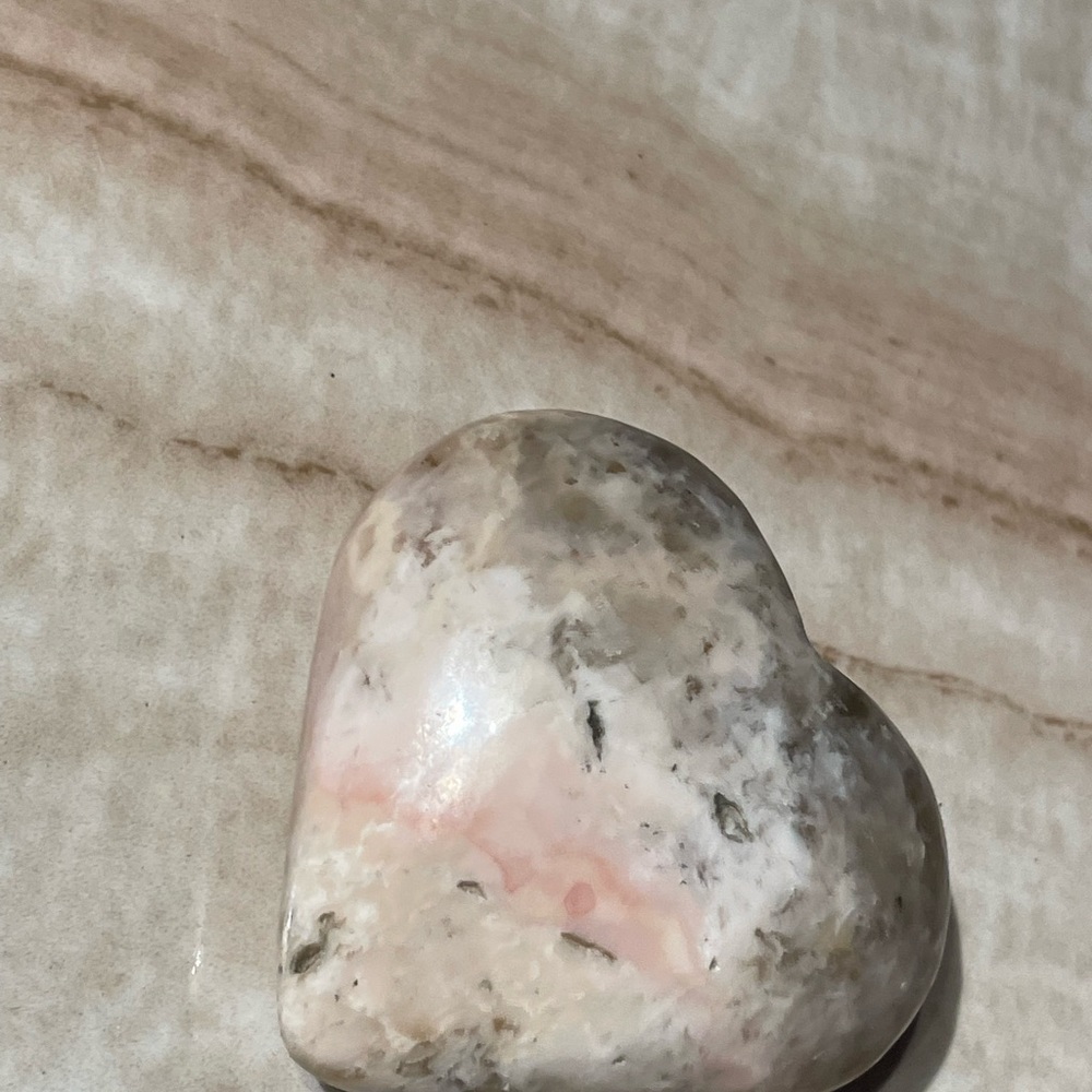 Pink Opal Heart - Picture 2 of 2